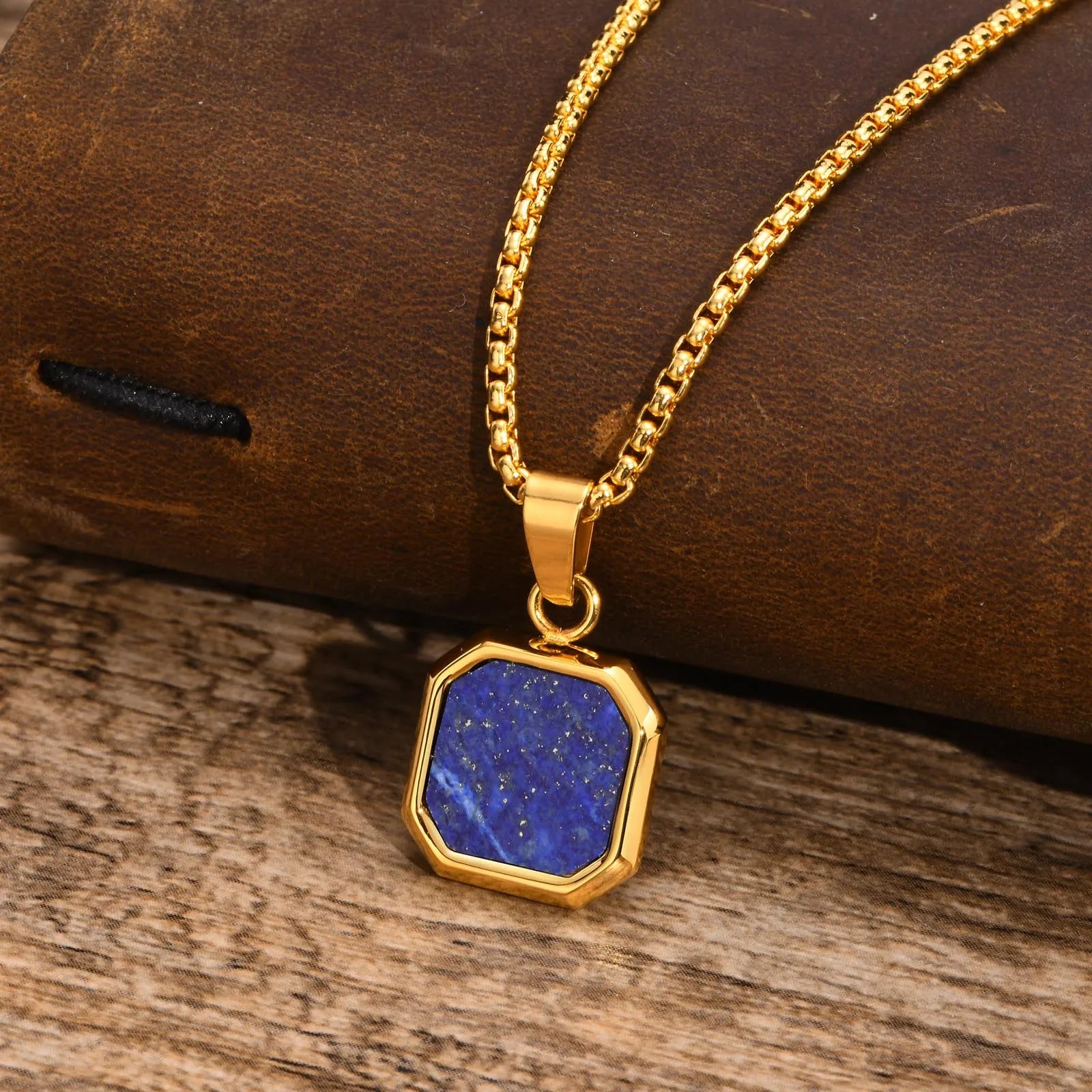 Elegante Collar cuadrado de Color dorado para hombre con Colgante de Piedra de lapislázuli, Collar geométrico de acero inoxidable impermeable para hombre exclusivo de timesup